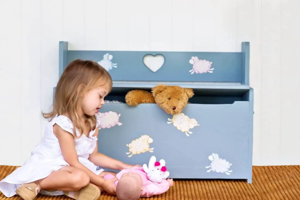 Le coffre à jouets, un allié précieux pour agencer une chambre d'enfant